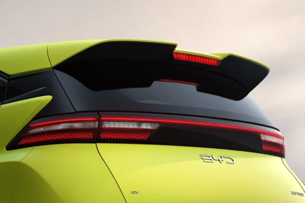 eksterior-siluetbelakang-atto1